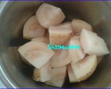 A picture of step 1 of Guava kulfi.