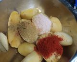A picture of step 2 of Pani puri.