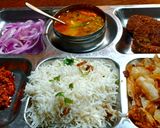 A picture of step 10 of Karachi Famous 52 Thali Daal Chawal.