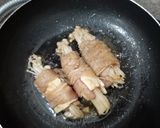 Foto langkah ke 4 dari resep Beef Enoki Roll in Teriyaki Sauce 🍖.