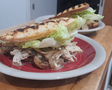 Foto del paso 4 de la receta: Sándwich de pollo-champiñón con queso azul