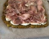 Foto del passaggio 3 della ricetta Sformato di patate con mozzarella e prosciutto cotto #riciclo #nosprechi 🥔