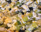 Foto del paso 10 de la receta Revuelto picante de gulas y puerro