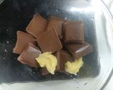 A picture of step 1 of Nuts chocolate.
