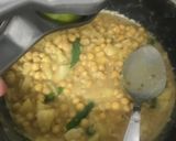 A picture of step 3 of Matar Kulcha.