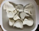 A picture of step 1 of Microwave Frozen Dumplings 🥟.