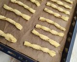 Pisztáciás csavart gluténmentes levelestésztából recept fázis 3 fotója