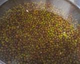 Foto del paso 1 de la receta: Porotos mung con quinoa tricolor