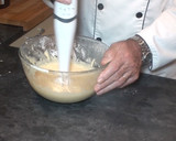 Foto del paso 4 de la receta: Bizcocho con harina de espelta y sin azúcar