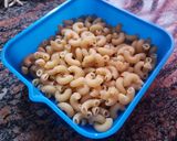 Foto del paso 1 de la receta: Ensalada de pasta con atún