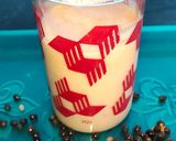A picture of step 4 of Papaya milkshake.