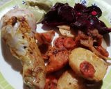 Foto del paso 2 de la receta: Pollo al horno con vegetales, ensalada y mayonesa de palta
