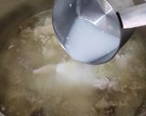 Foto langkah ke 2 dari resep Tom Kha Gai (Thai Coconut Chicken Soup).