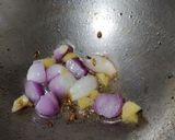 A picture of step 2 of Spinach soup.