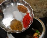 A picture of step 3 of Mix Vegetable Masala Pulav.