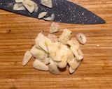 Spaghetti w sosie z płatków drożdżowych i z wędzonym tofu krok przepisu 1 zdjęcie