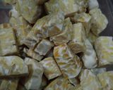 Foto langkah ke 1 dari resep Cah Telur Puyuh Tempe.