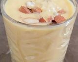 A picture of step 2 of Mango shake.