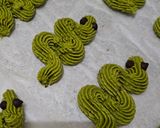 Foto langkah ke 2 dari resep Matcha Butter Cookies.