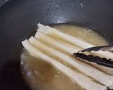 Foto langkah ke 4 dari resep Lumpia keju saus coklat.