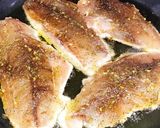 Foto del paso 7 de la receta: Filete de pescado al ajillo con perejil