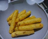 Foto langkah ke 3 dari resep Potato Cheese Stick 1+.