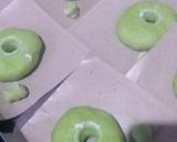 Foto langkah ke 5 dari resep Donat Pandan.