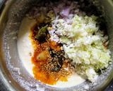 A picture of step 3 of Handva chilla.