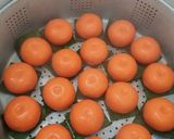 Foto langkah ke 7 dari resep Kueku bentuk jeruk/bisa untuk onde-onde.