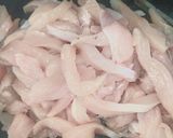 A picture of step 1 of Crispy Chicken Garlic.