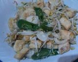 Foto langkah ke 5 dari resep Tumis toge tahu cabe ijo.