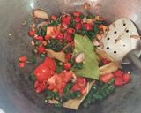 Foto langkah ke 3 dari resep Tetelan lemak sapi kecap pedas.