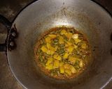 A picture of step 5 of French beans aloo vegetable.