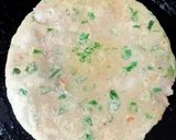 A picture of step 4 of Aloo Methi Paratha.