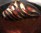 Foto del paso 3 de la receta: Berenjena rellena sabor pizza en Essen... riquísima, mega fácil, económica y la hice en 30 minutos!