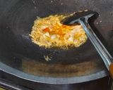 Foto langkah ke 2 dari resep Nasi goreng bumbu merah.