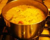 A picture of step 5 of Coconut milk soup.
