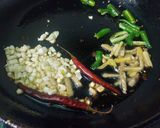 A picture of step 2 of Hongkong Chicken.