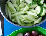 Foto langkah ke 1 dari resep Sayur bening oyong labu siam ala Ranjul.