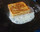 A picture of step 3 of Nutella Milk Toast.