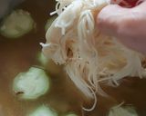 Foto langkah ke 5 dari resep Soup Oyong Misua.