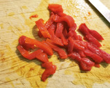 Foto del paso 2 de la receta: Pizza Calabresa