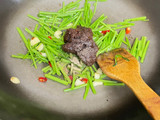 沙茶牛肉炒空心菜