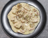 Foto del paso 5 de la receta: Pollo a la crema con champiñón y bacon