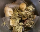 A picture of step 1 of Banana Matcha Smoothie.