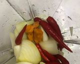 Gambar langkah 2 resipi Masak Lemak Cili Api Pucuk Paku.