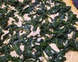 Foto del paso 2 de la receta: Pizza blanca de espinacas y quesos