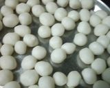 A picture of step 2 of Kara kozhukattai (rice balls).