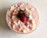 A picture of step 6 of Strawberry custard fruit salad.