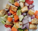 A picture of step 3 of Paneer Salad..